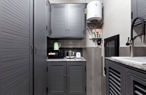 District 3 Apartment | Deep Blue Studio@Saigon's alley with Rooftop Onsen
