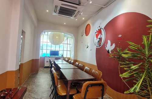 District 10 House | Double room with balcony, laundry free