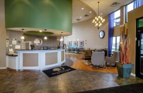 Amherst Hotel | DoubleTree by Hilton Buffalo-Amherst