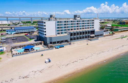 North Beach Hotel | DoubleTree by Hilton Corpus Christi Beachfront