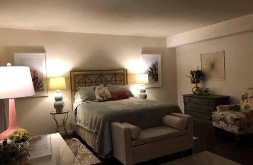 Houston Hotel | Downtown Fort Loramie Motel -Clean and comfortable with Ice cream shop on site