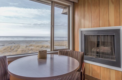 Seaside Hotel | Ebb Tide Oceanfront Inn
