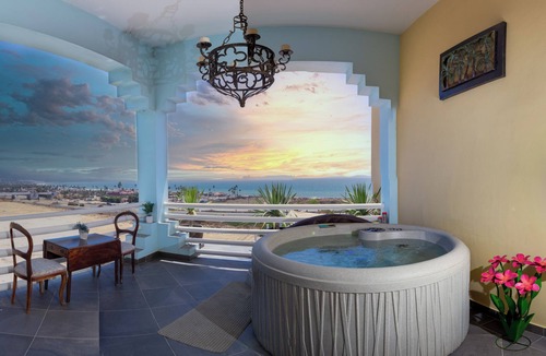 Playas de Rosarito Hotel | El Capitan Resort