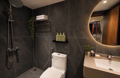 Thu Thiem Hotel | Elm Riverside Hotel By Urban B