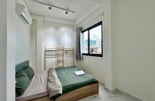 District 4 House | Emily and Friends Homestay - Đoàn Văn Bơ Quận 4