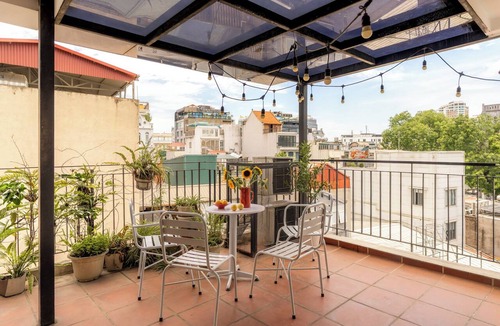 Hoan Kiem House | Entire 4BR|Central| 2’ to Hoan Kiem lake|Cathedral