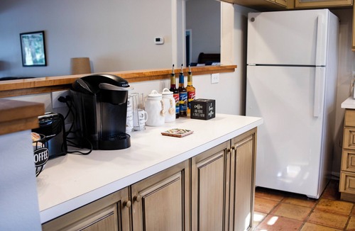 Eustis House | Equestrian Lakefront Cottage