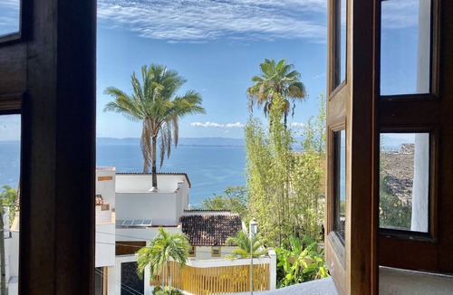 Conchas Chinas Villa | ESCAPE to MEXICO - LOWER RATES Small Villa Ocean Views, Private Pool w Terrace