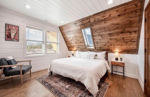 Torrey Ski Chalet | Experience Pure Glamping on this A-frame Placed in the Middle of the Desert in Wayne County, Utah