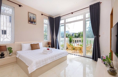 Vung Tau Villa | French-style villa, a 3-min walk to the beach.