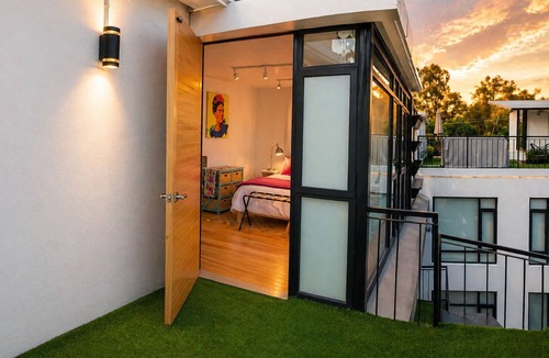 Del Carmen Apartment | Frida's Favorite Loft in Coyoacan, walk to Frida Kahlo's "Casa Azul" Museum.