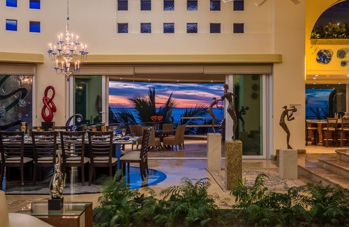Boca de Tomatlan Villa | Fully Staffed, Beach frontage Luxury Villa