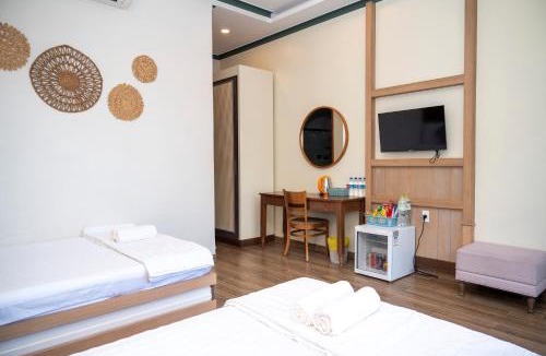 East Ham Tien Beach House | Gia An Hung Guest House