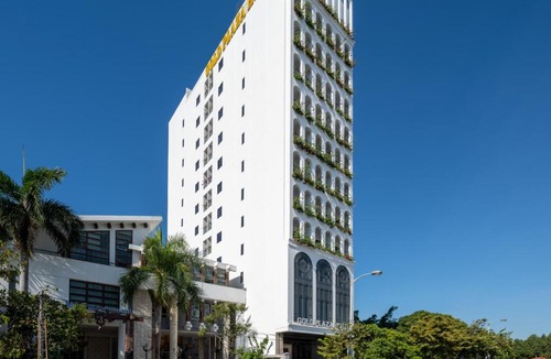 Hai Chau Hotel | Gold Plaza Hotel - Located just 100m from the Walking Street
