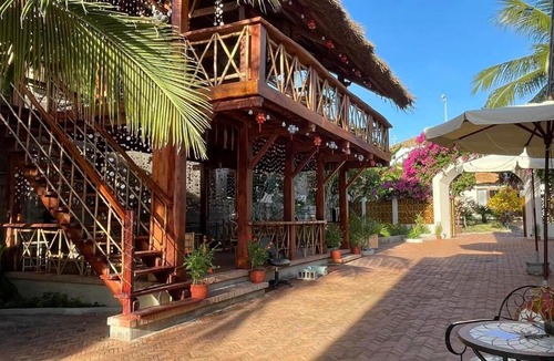 Phu Hai Beach Hotel | GOLDEN LOTUS SPA & HOMESTAY
