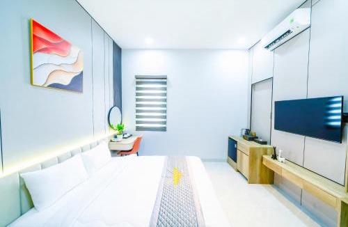 Tan Binh Hotel | Golden Sun 6 Hotel - Near Tan Son Nhat Airport