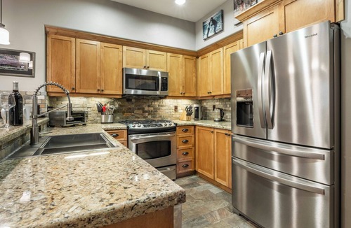 Woodwinds House | Golf Course Views | Patio | Garage