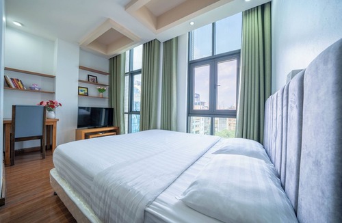 Dich Vong Hau Apartment | Granda Central Apartment