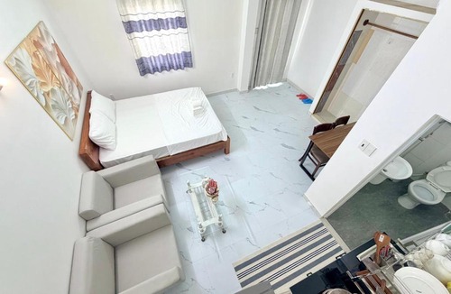 Hang Xanh Hotel | Hàng Xanh Stay
