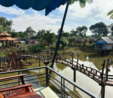 Krong Ana Hotel | Hồ Sen