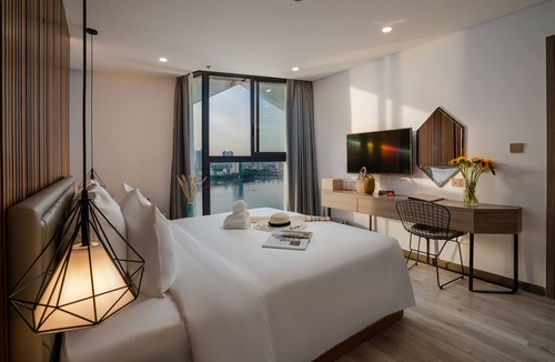 Hai Chau Hotel | Haian Riverfront Hotel Da Nang
