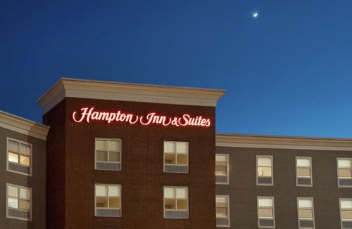 Exeter Hotel | Hampton Inn & Suites Exeter
