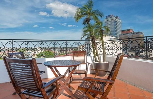 French Quarter Hotel | Hanoi E Central Hotel