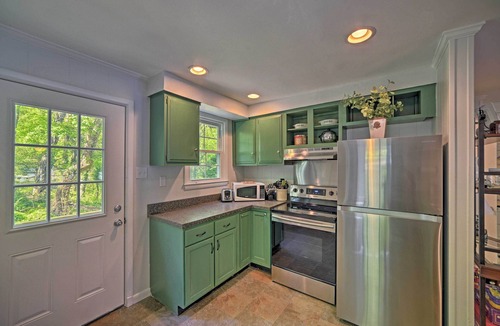 Harrison Cottage | Harrison Lakefront Cottage w/Private Dock!
