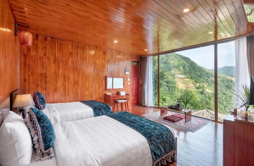 Tam Duong Hotel | Heaven Gate O Quy Ho Sapa-Free Entry & Himalaya Salt Sauna