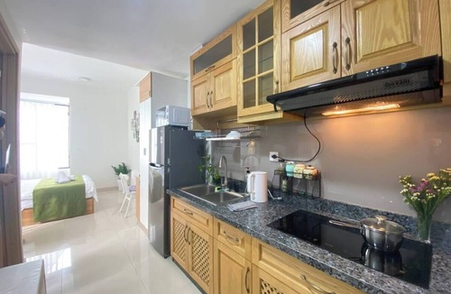 Bach Dang Riverside House | High-floor Corner Studio Free Pool Gym@ RiverGate