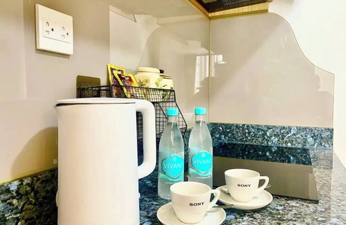 Bach Dang Riverside House | High-floor Corner Studio Free Pool Gym@ RiverGate
