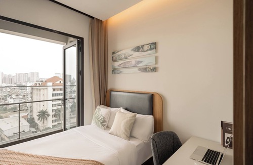 District 1 Condo | Highend 2bedroom Condo in Zenity District 1 with Pool/Gym/Bathtub