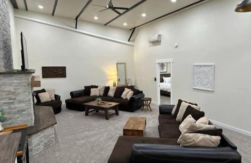 Lapoint Apartment | Hitching Post