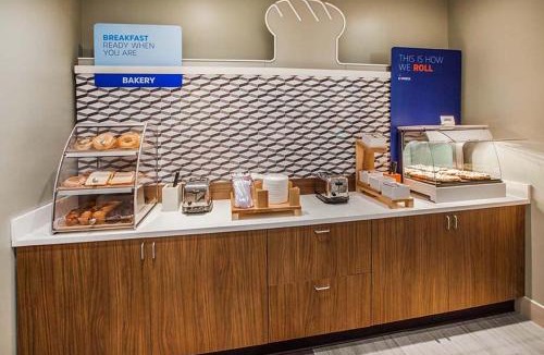 Chillicothe Hotel | Holiday Inn Express Chillicothe East by IHG