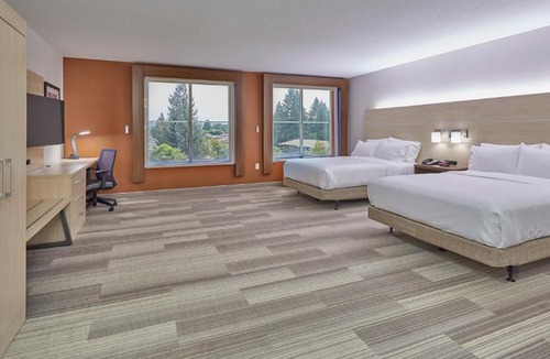 Springfield Hotel | Holiday Inn Express : Eugene - Springfield by IHG