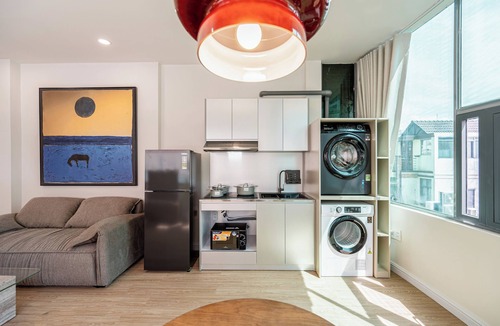 Ho Chi Minh City Apartment | Home by CR Concept in The Center