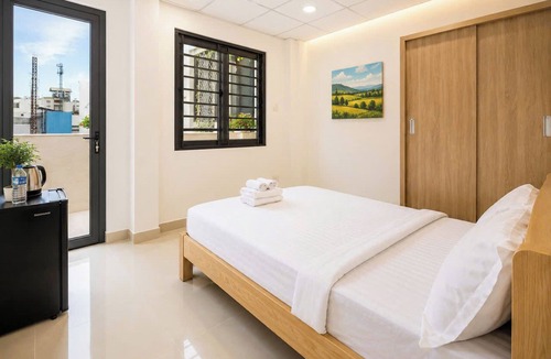 Bach Dang Riverside Hotel | Homestay Na