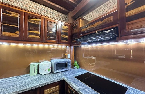 Cam An Villa | Hometown Wooden 5 BRS Pool Villa Hoi An