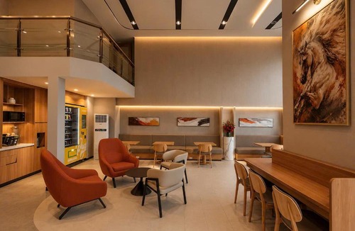 Duc Hoa Hotel | Hotel 7 Days Duc Hoa