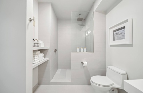 North Charleston Hotel | Hotel Circulo - Park Circle - Suite 340