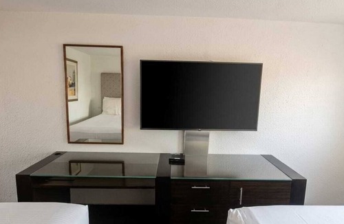 Rosarito Hotel | Hotel Palmas Quintero