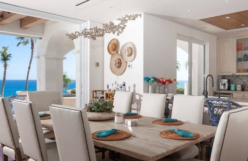 Palmilla Villa | Impeccably Remodeled Luxury Villa, just Steps from the Beach in Villas del Mar