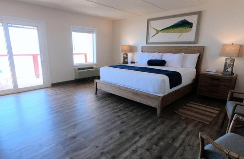 East End Hotel | Island Suites - Beachfront, boutique hotel, walk to lighthouse, dining & more