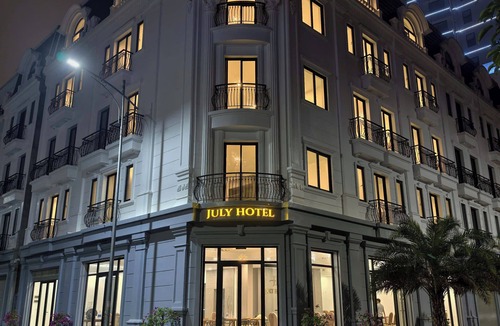 Dong Hoi Apartment | July Hotel Quang Binh