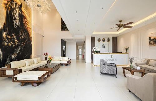 Tan An Hotel | Khách sạn Neva