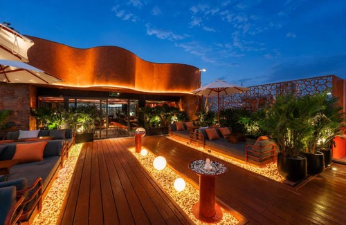 Downtown Ho Chi Minh City Hotel | KiN Hotel Ly Tu Trong Edition