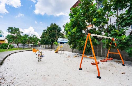 Tan Binh Apartment | KIRAKUAN ☆CITY VIEW FLAT/SKY POOL/GYM