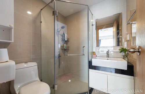 Tan Binh Apartment | KIRAKUAN ☆CITY VIEW FLAT/SKY POOL/GYM