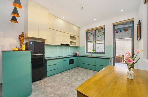 Phuong Villa | KP VILLA - 5 ROOMS - 5 BEDS Peaceful and full of nature light!
