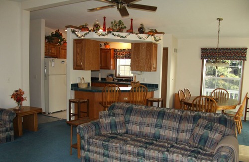 Gladwin House | 'Lakeside GetAway' @ Sugar Springs (Gladwin)